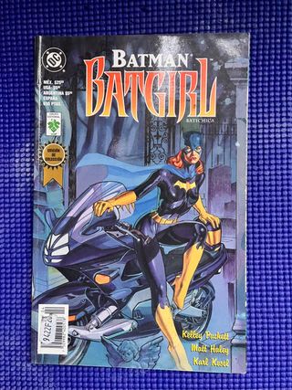DC Comics  Batman Girl   1996 
