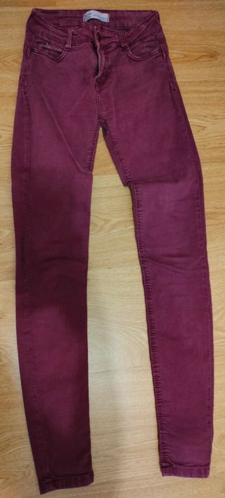 PANTALÓN BERSHKA GRANATE