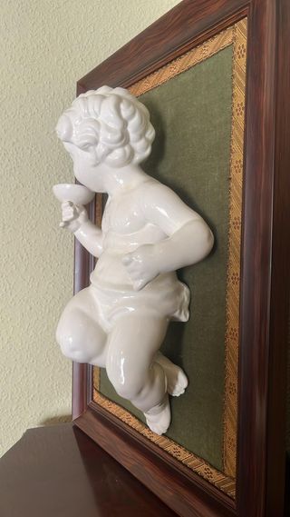 Ángel de porcelana enmarcado