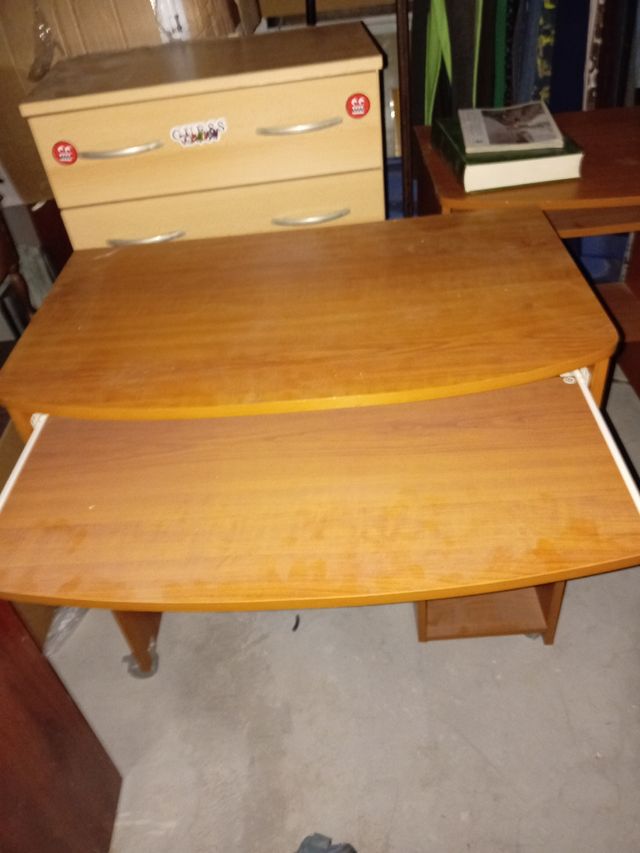 Vendo dos mesas de ordenador