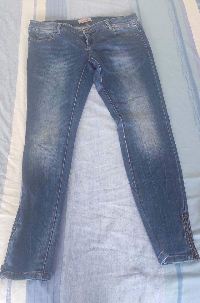 Pantalón vaquero de Sfera