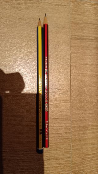 Lote mapas, reglas, lápices y lupa