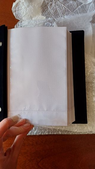 Cornice a libro in argento