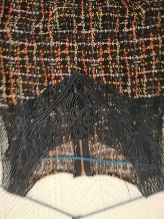 Mono largo con encaje