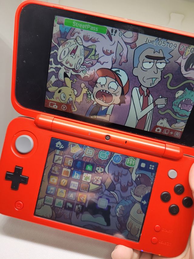 New 2ds xl pokeball + juegos