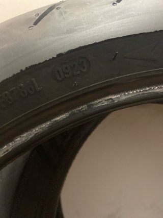 Juego neumatico moto