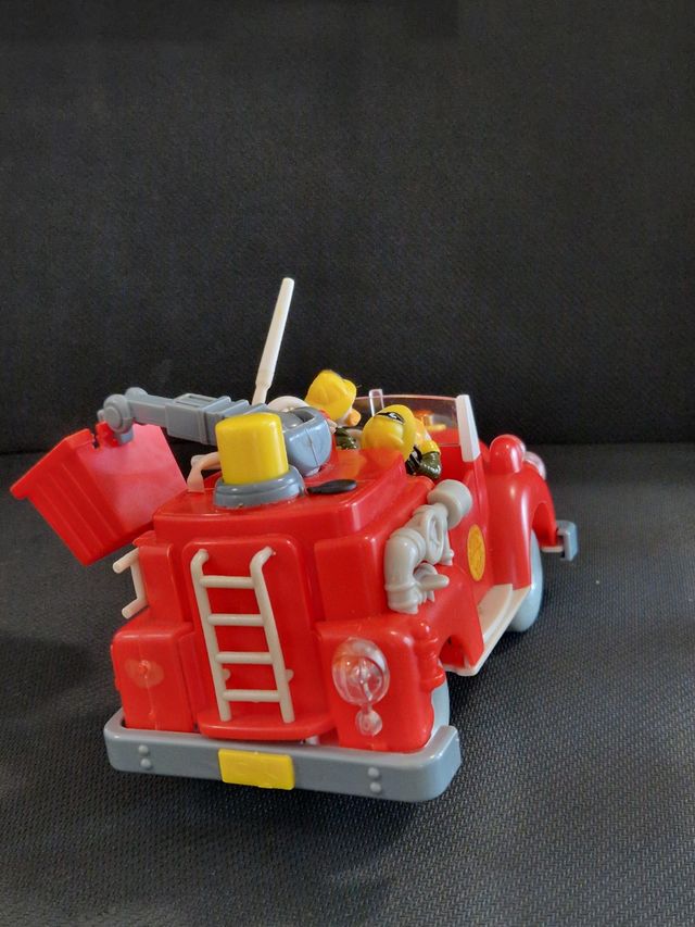 Camion dei pompieri Paperino Paperoga