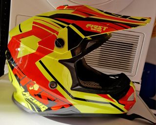 Casco First Racing