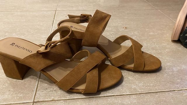 Scarpe marroni da donna