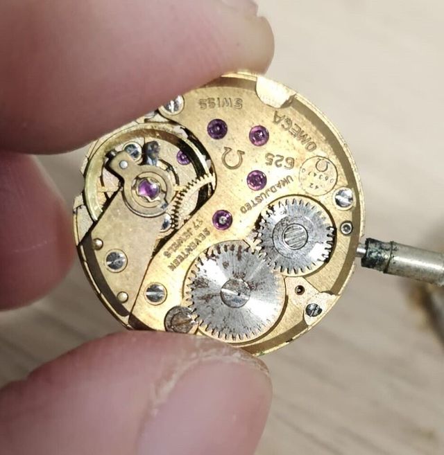 OMEGA de VILLE PLATO DE ORO MANUAL UNISEX