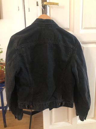 Cazadora LEVIS color negro