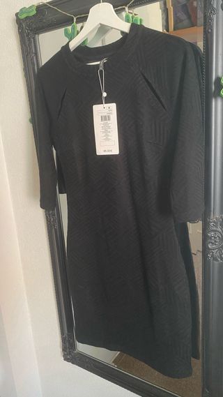 Vestido negro de Naf Naf