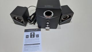 Altavoz para PC 2.1 con  Luces LED y Subwoofer