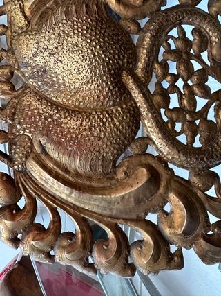 Brnce con pan de oro dos pavos reales