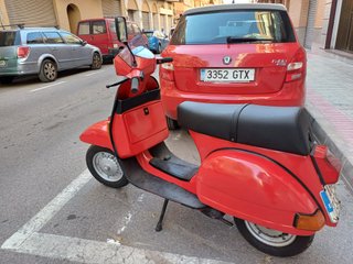 ¡Vendo Vespa Clásica de 1990 - Restaurada a Impeca