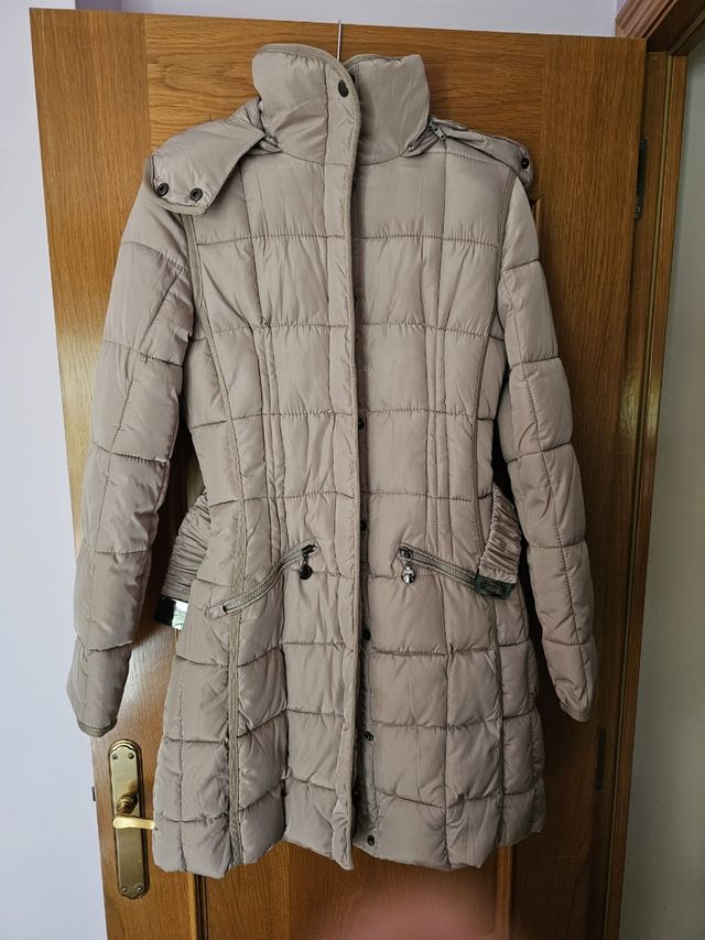 Abrigo de invierno beige