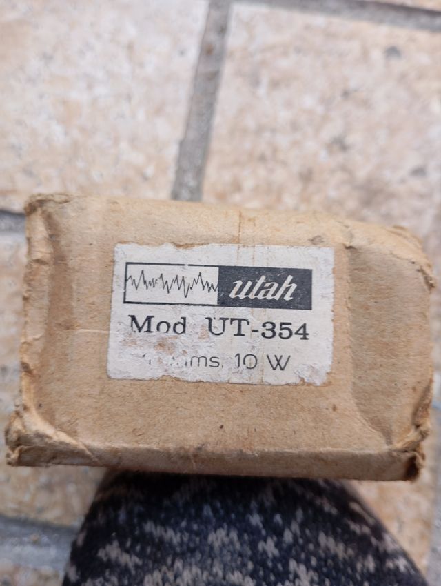 Altavoz UT-345 4Ohm. 10W