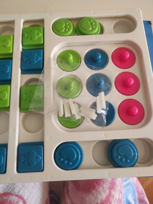Pet puzzle Toy para perros, gatos NUEVO
