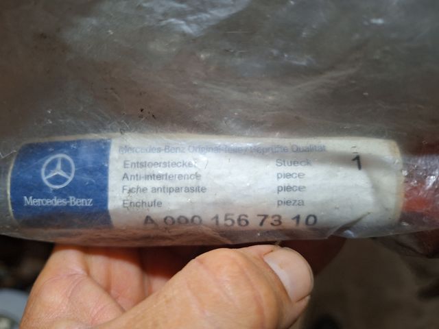 Pieza repuesto original mercedes,enchufe
