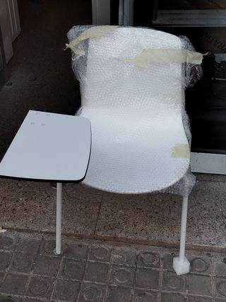 Silla con brazo extensible nueva