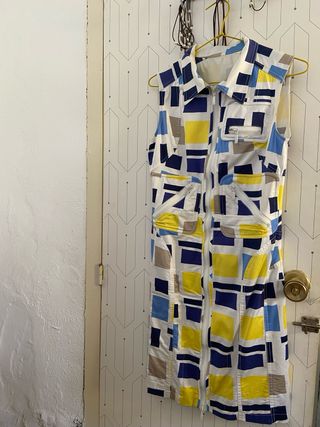 Vestido camisero con cremalleras