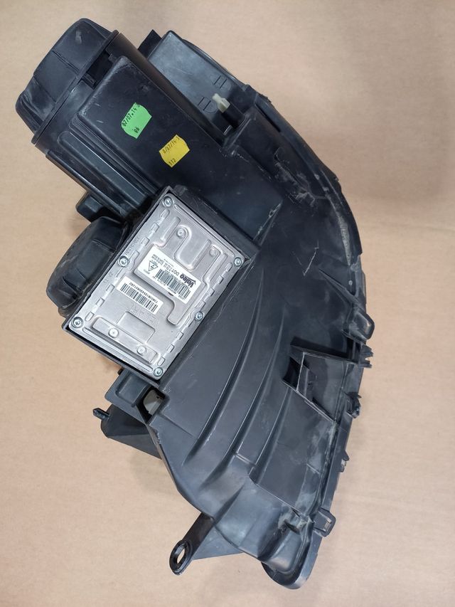 Faro derecho citroen C8