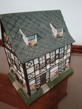 Casetta portabiscotti Lavazza