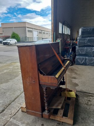 Piano antiguo para reformar