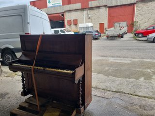 Piano antiguo para reformar