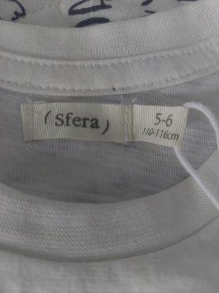 Camiseta de niño. Talla 5 a 6 años