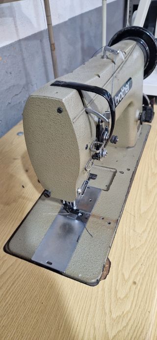 Maquina coser industrial