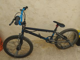 Bicicleta BMX 