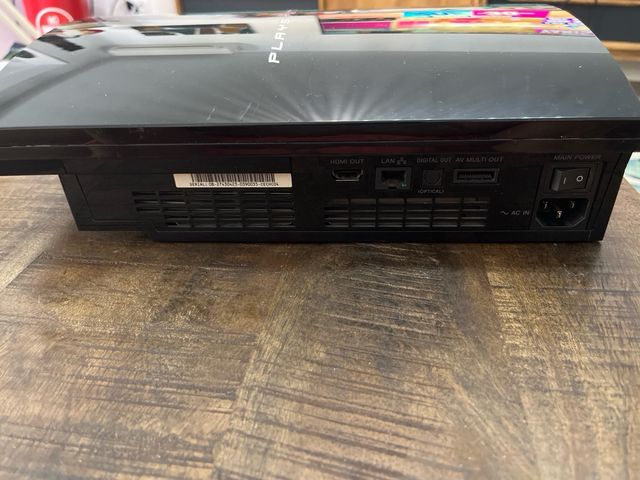 Consola ps3 60gb retrocompatible ps1 y ps2