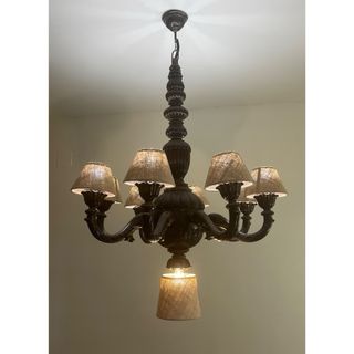 Lámpara chandelier de nogal