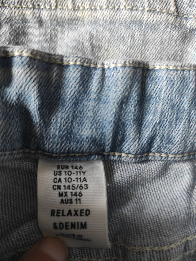 Pantalón vaquero niña