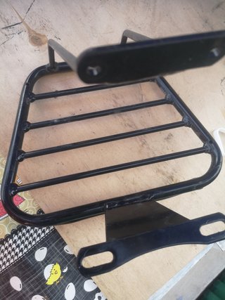 Soporte maletero para moto jog