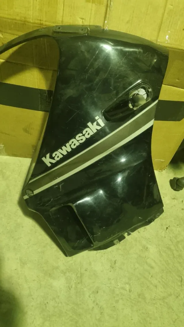 DESPIECE KAWA GPX600.