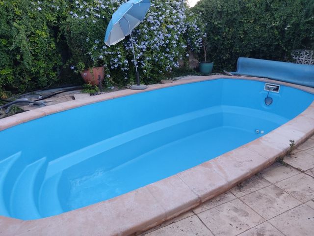 Riparazione di imbarcazioni e piscine in fibra