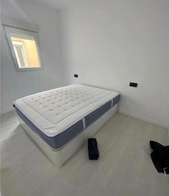 Pack canapé y colchón nuevo en oferta