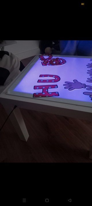 Mesa mágica de luz