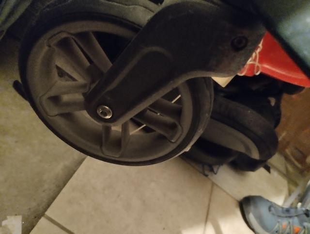 Ruedas y otros Uppa baby Cruz V2