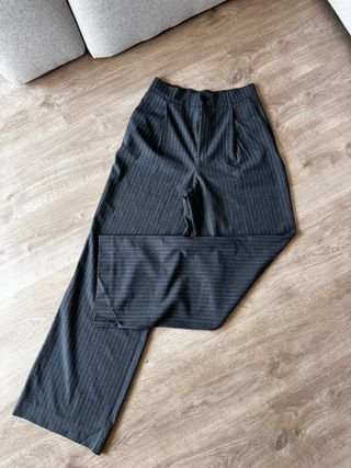 Pantalón Zara