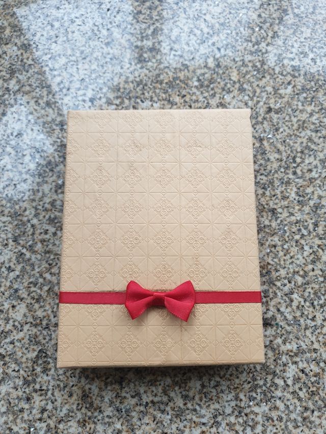 Conjunto colgante y anillo