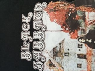 Camiseta Black Sabbath.