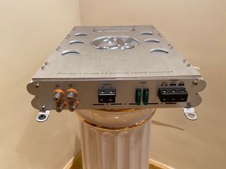 Etapa de potencia Alphasonik PMZ1601A