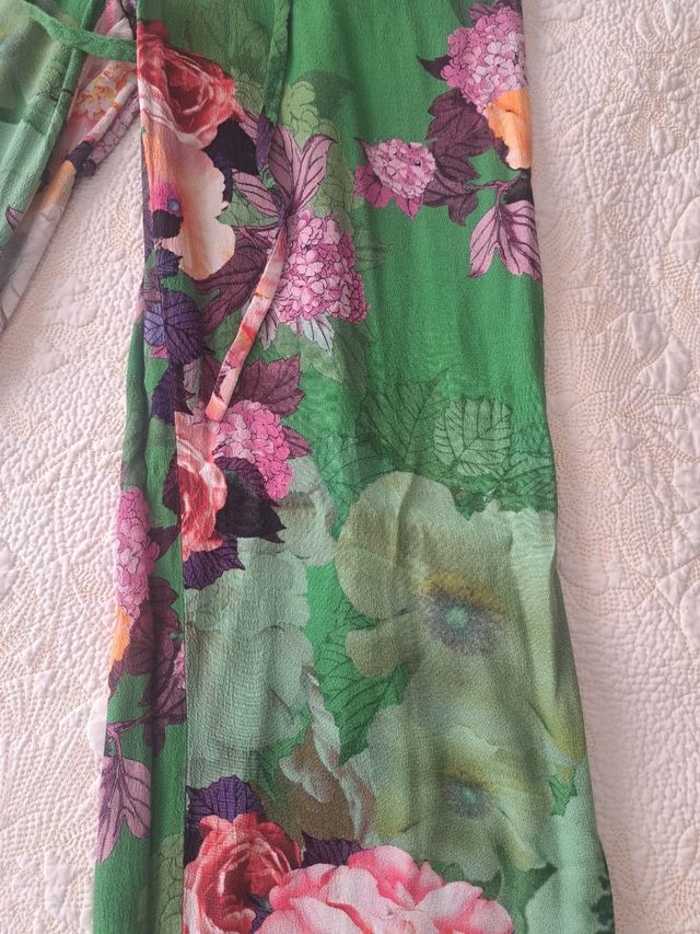 Pantalón fluido flores