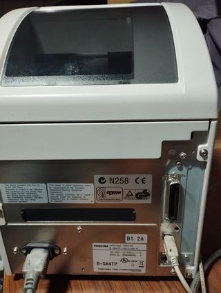 Maquina de etiquetas con Ribbon