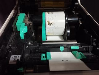 Maquina de etiquetas con Ribbon