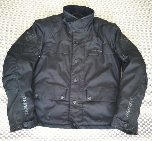 GIACCA E PANTALONI DA MOTO