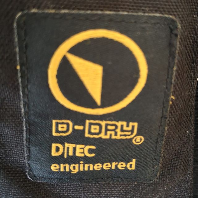 GIACCA E PANTALONI DA MOTO